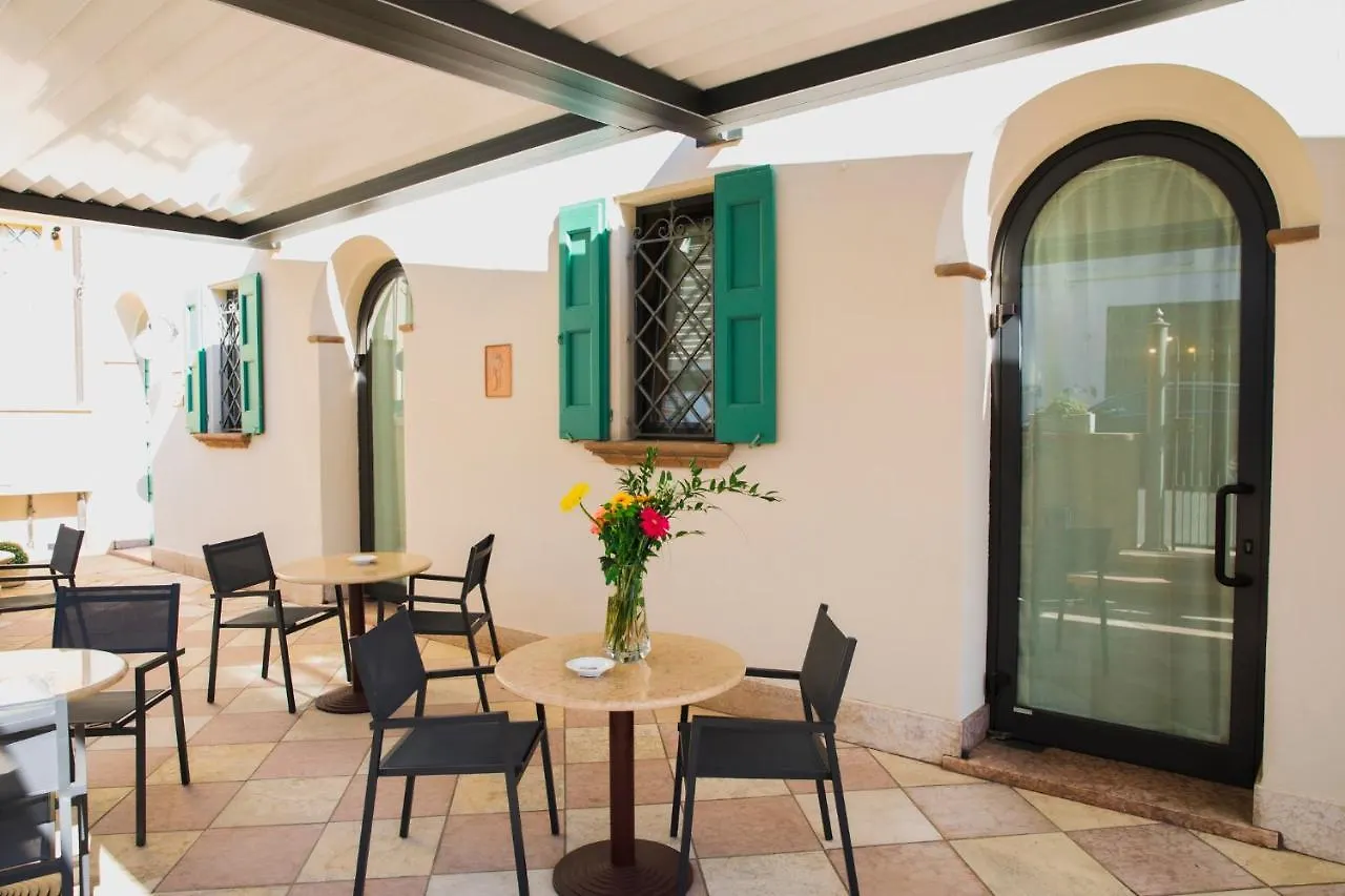 Hotel San Genesio Fabbrico