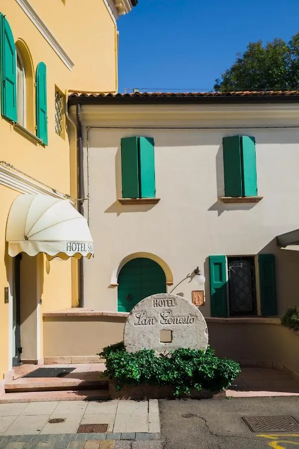 Hotel San Genesio Fabbrico 3*,  Italia
